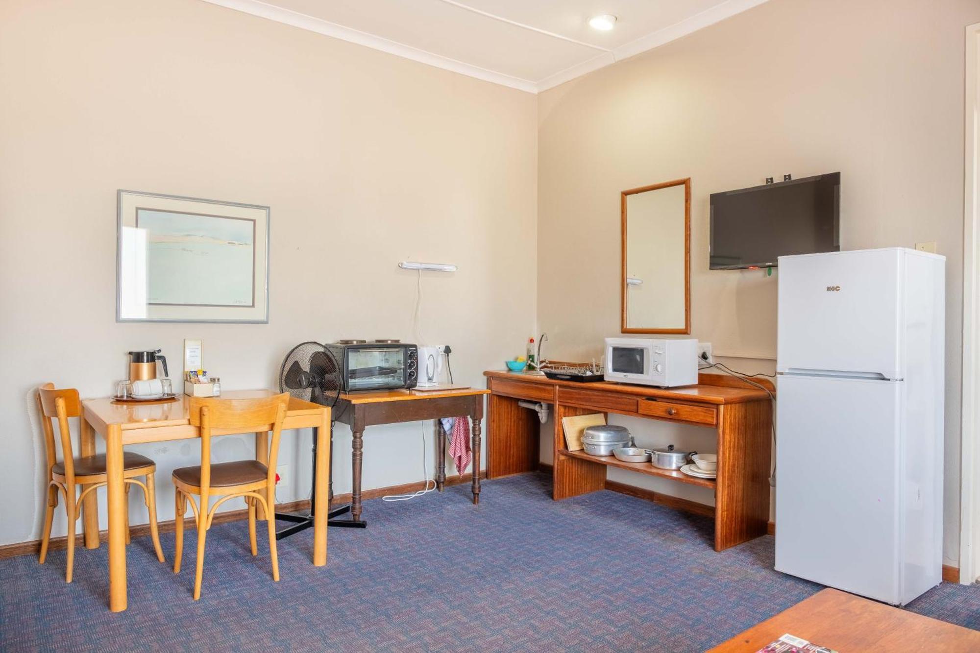 Karoo Country Inn Middelburg  Extérieur photo