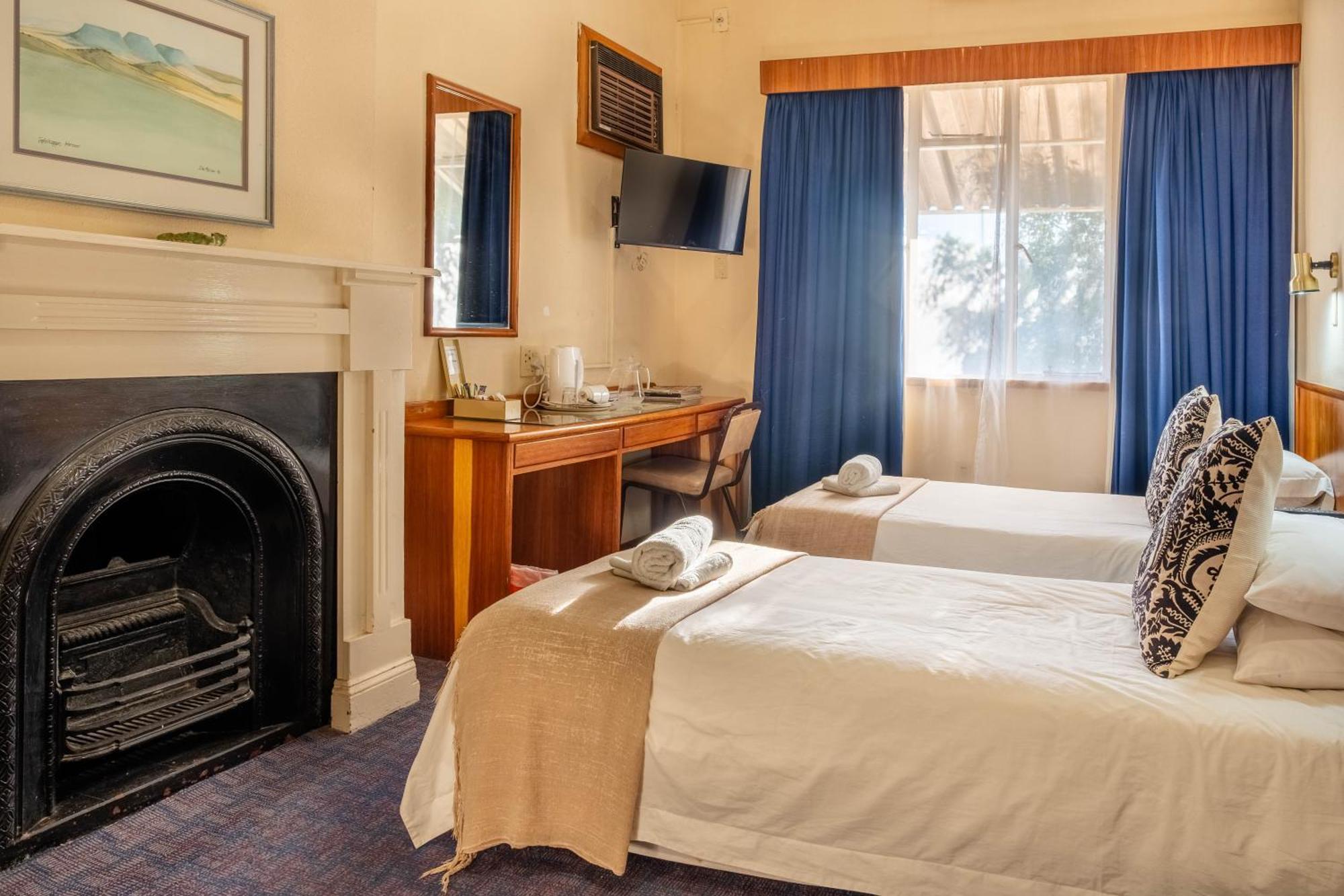 Karoo Country Inn Middelburg  Extérieur photo